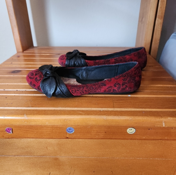 Born - Picture 4 of 5